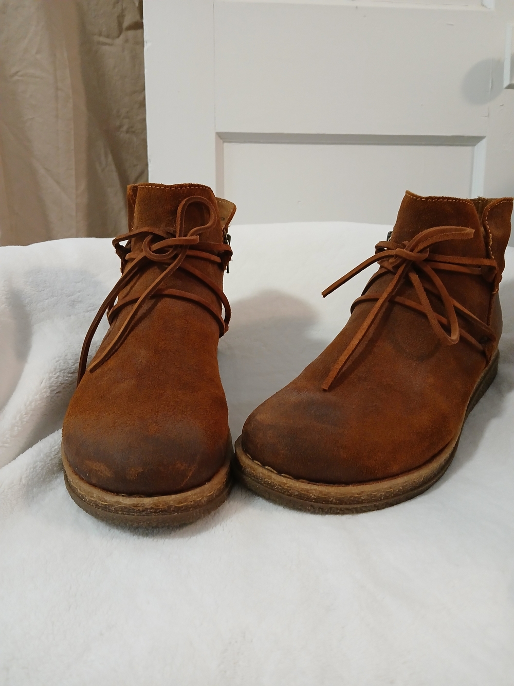 Born Women's Rust Brown Suede Ankle Boots  [115]